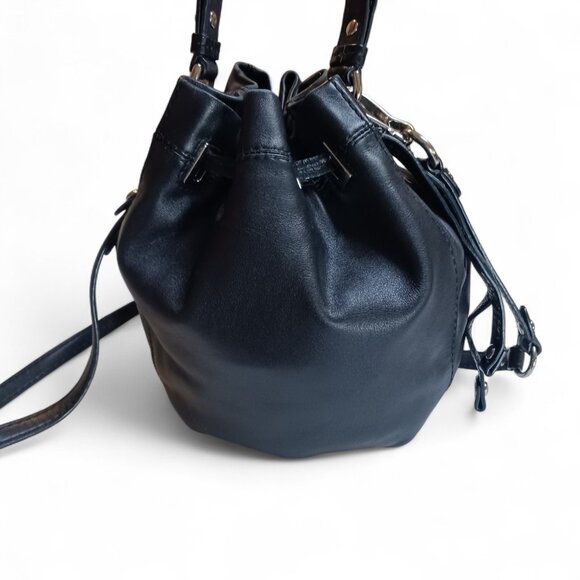 Authentic Coach Mia Drawstring Bucket Bag 14601 | Black Leather Polka Dot - Picture 4 of 14